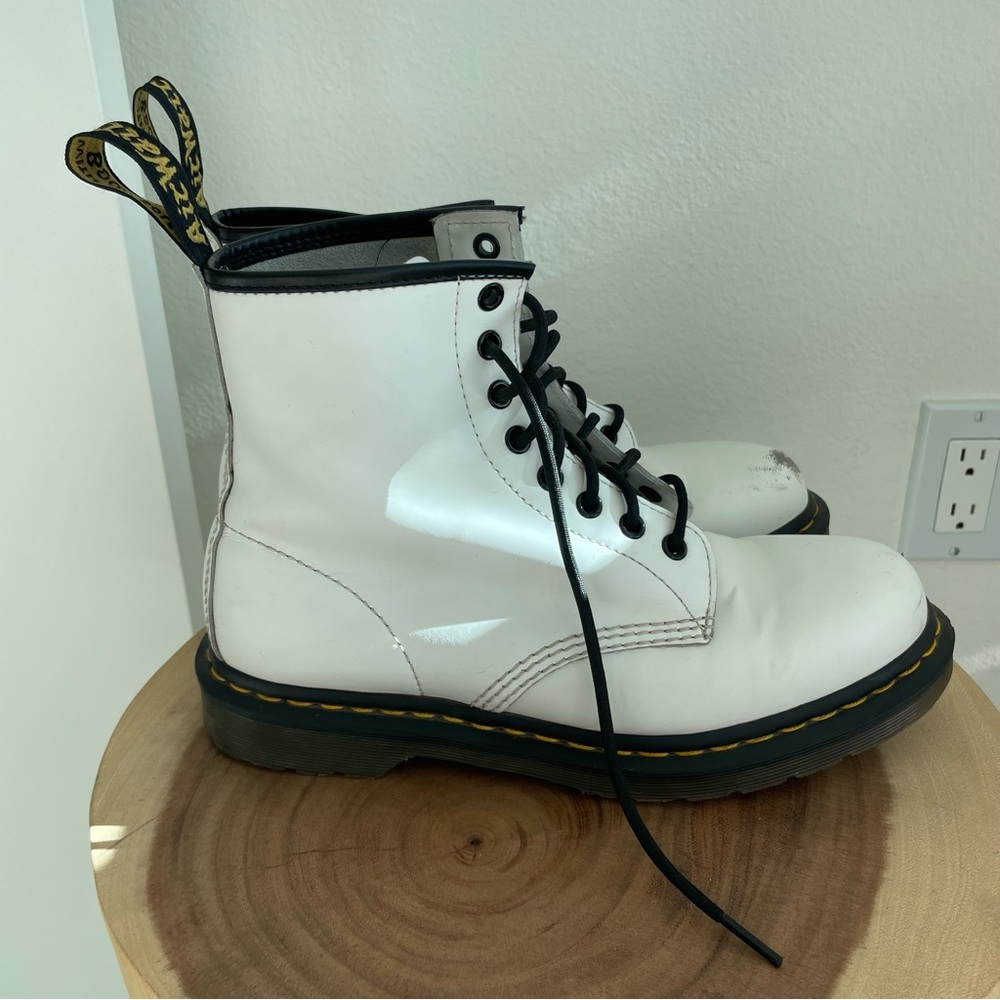 Dr. Martens white "AirWair" 1460 Smooth Leather Boots Sz 9